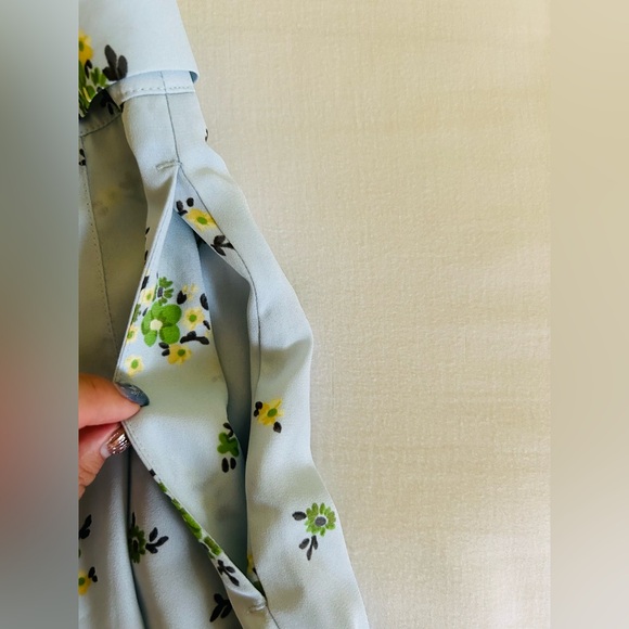 Aritzia Sunday Best Sky Blue Floral Westley Shorts - Picture 6 of 6